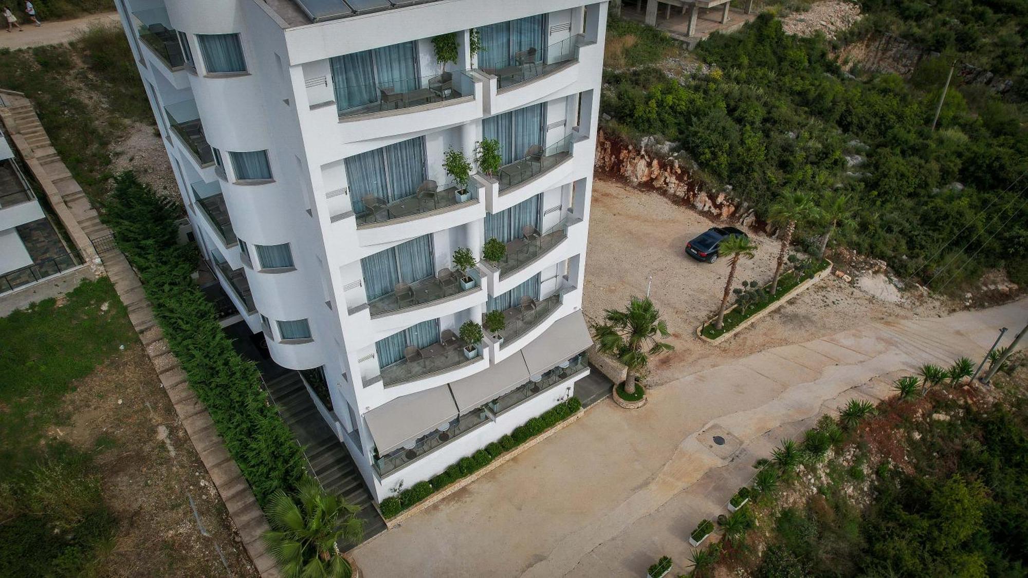 סרנדה Hotel Teuta מראה חיצוני תמונה